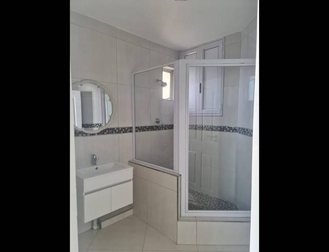2 BEDROOM PROPERTY TO RENT IN NORTH BEACH